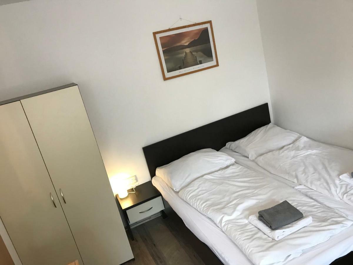 Penzion Nova Hospoda Praga Exterior foto